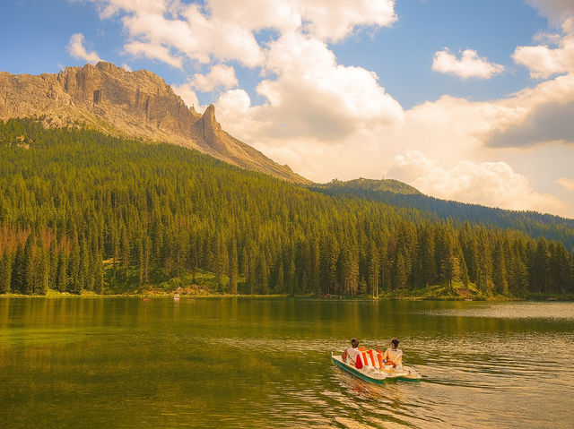 🌄 Morning at Lago di Misurina, Italy 🇮🇹 🌄 Morning at Lago di Misurina, Italy 🇮🇹