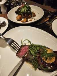 따뜻한 조명과 함께한 겨울밤 인스파이어 후기