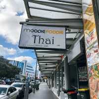 อิ่มเหมือนอยู่บ้านที่ Moodie Foodie Thai Newmarket