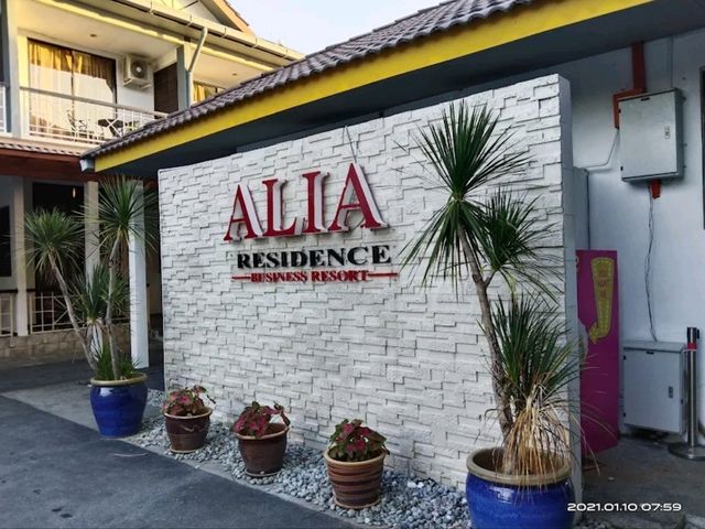 “Alia Residence Langkawi: Friendly Comfort by the Airport with Poolside Perks”