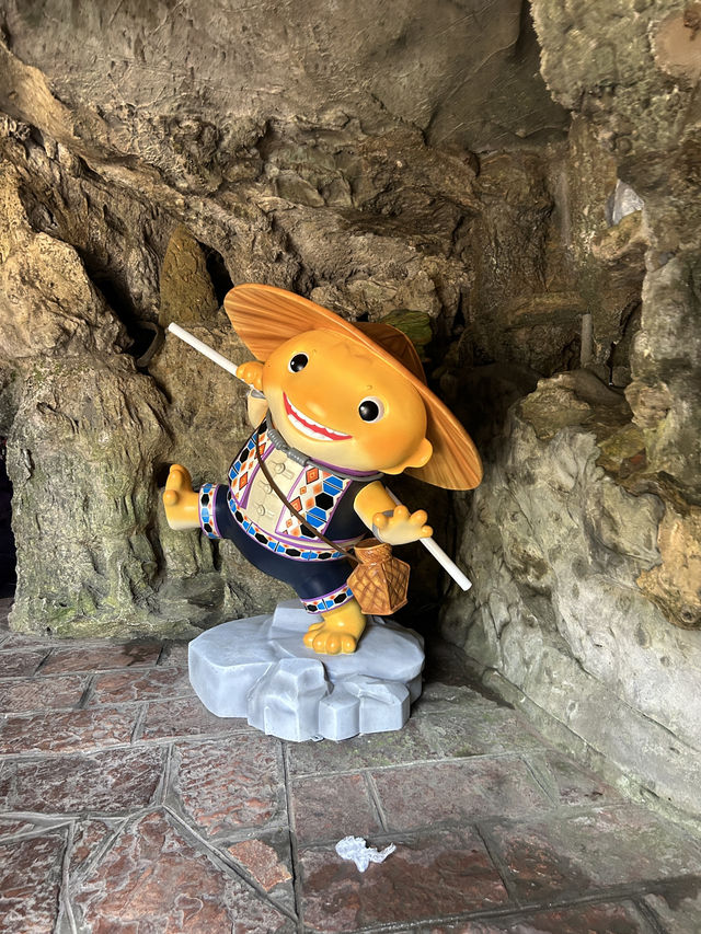 🐉✨ Descending into the mythical Yellow Dragon Cave ✨🐉