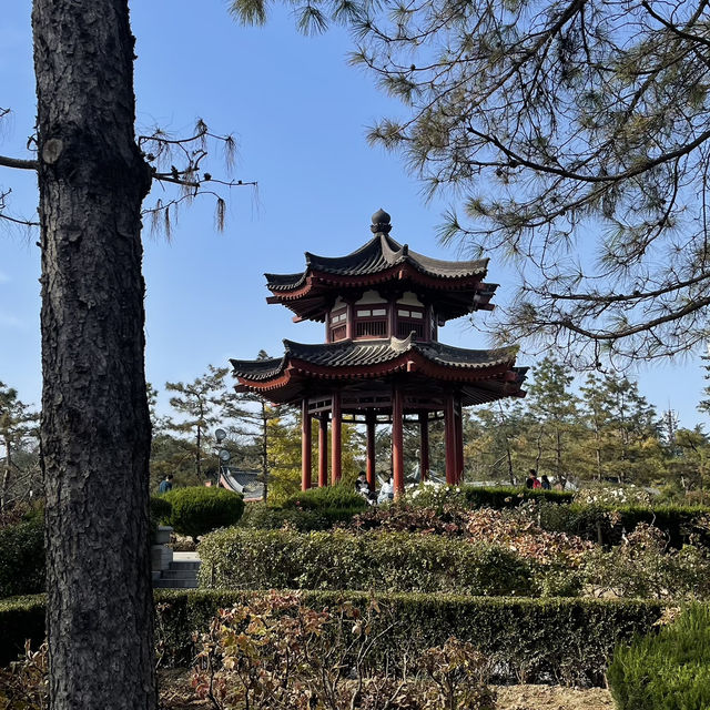 🏯 วัดเจดีย์ห่านป่าใหญ่ (องค์ใหญ่) เมืองซีอาน 🏯 วัดเจดีย์ห่านป่าใหญ่ (องค์ใหญ่) เมืองซีอาน
