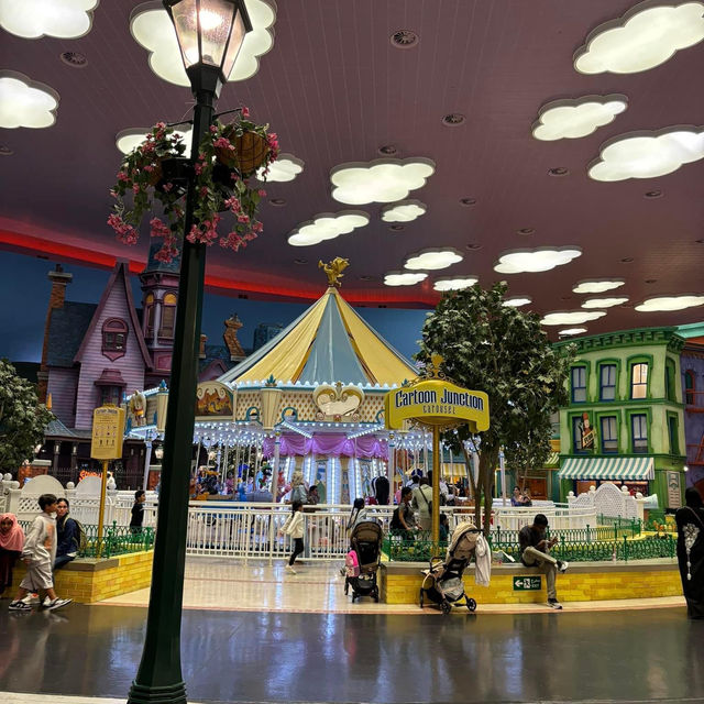 Warner Bros. World Abu Dhabi 🗺️
