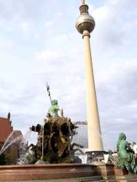 Berlin in One Day: History, Art and City Vibes