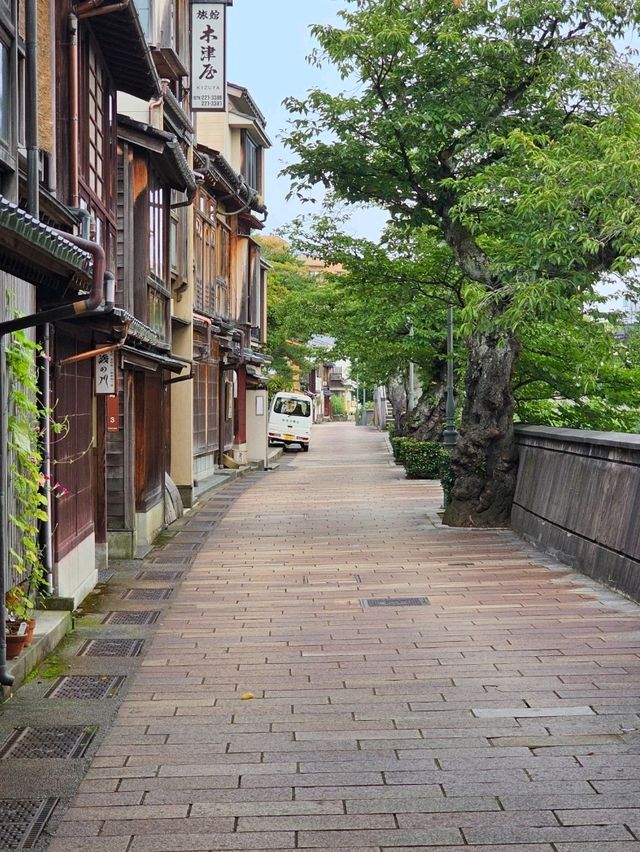 🏔️ Takayama, Shirakawa-go or Kanazawa? Which Japanese Alps Gem Should You Visit?