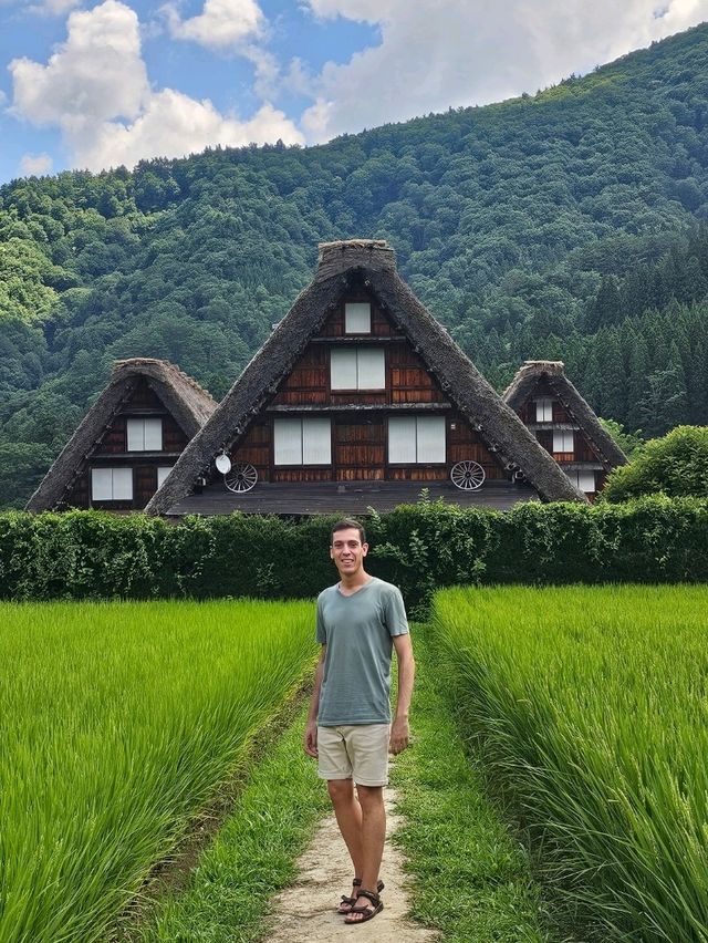 💼 How to Get to Shirakawago from Kanazawa or Takayama