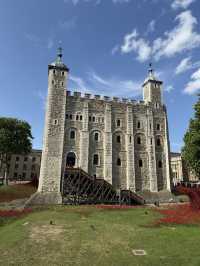 A Comprehensive Guide to the Tower of London 🏰