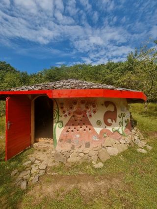 🌋 Casa Vulcanilor – Step Into Prehistoric Transylvania