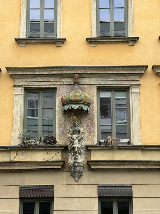 altTitle