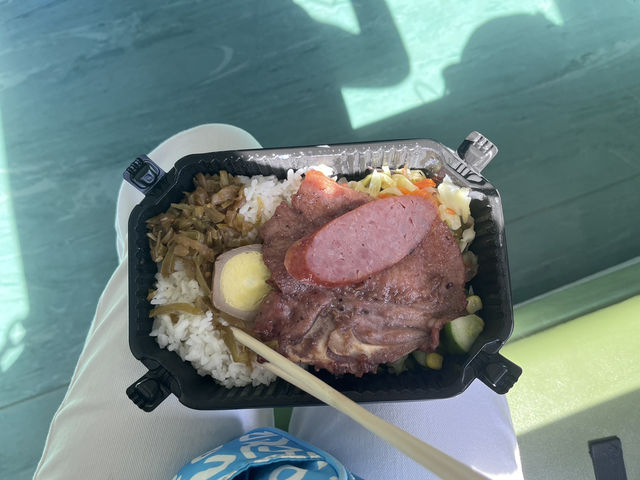 能解憂的藍皮解憂號觀光列車