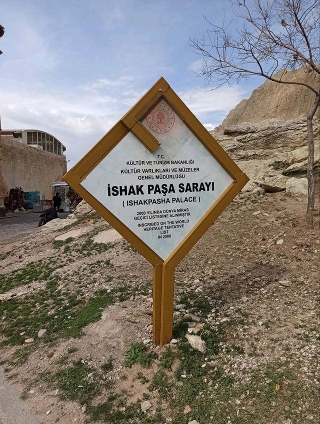 Ishak Pasha Palace: Ottoman Majesty in Eastern Turkey