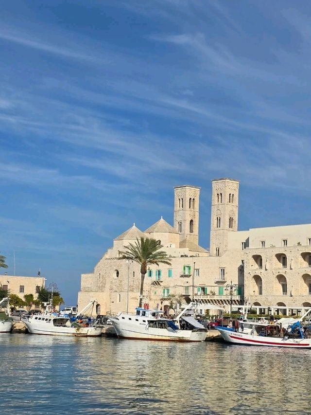 Molfetta Guide — Charming Coastal Town in Puglia 🛥☀️