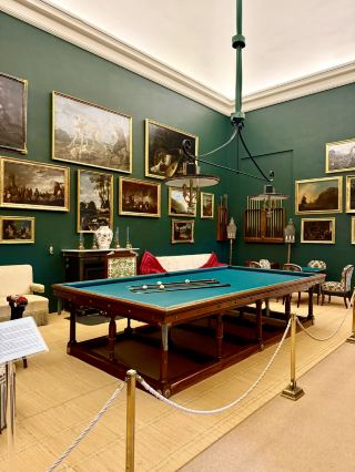 天鵝絨房間和皇家靜謐