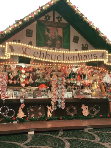 ボン: ドイツのクリスマス童話の世界！