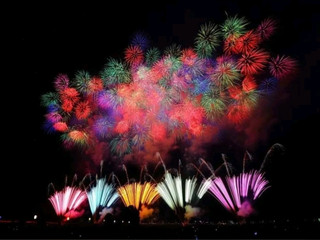 【日本新潟】長岡花火大會攻略：門票抽選、最佳觀賞席與散場避人群全解密