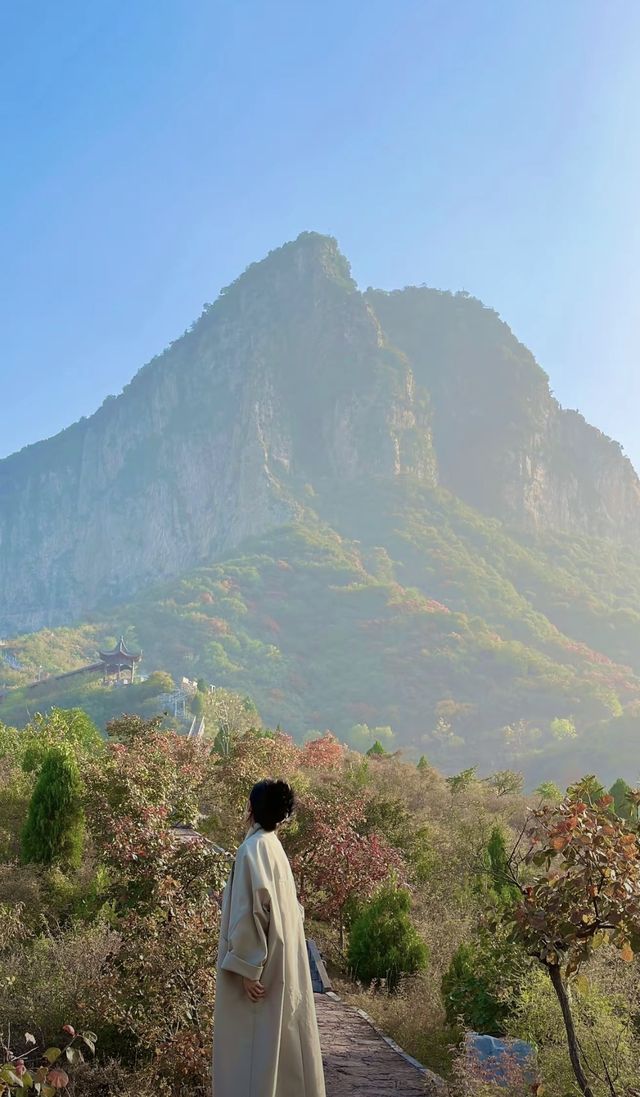 洛陽竟然有這麼仙的地方！荊紫仙山，被譽為“黃河明珠”，擁有得天獨厚的自然山水資源