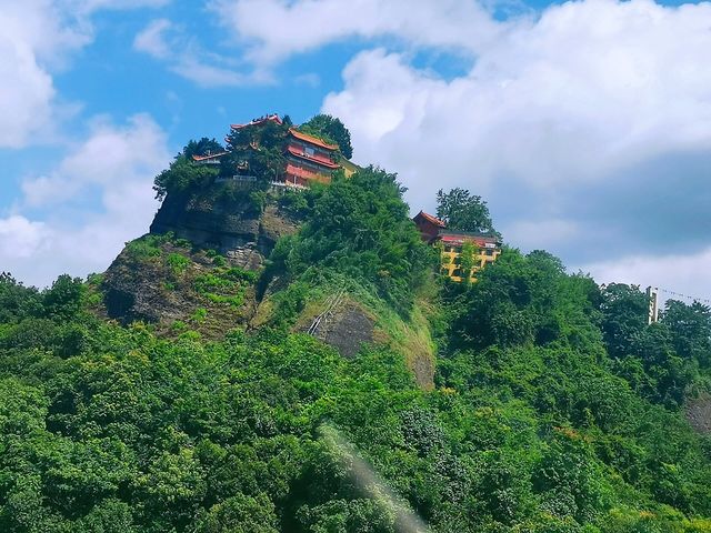 堪比承德的避暑去處，探秘江南奇峰