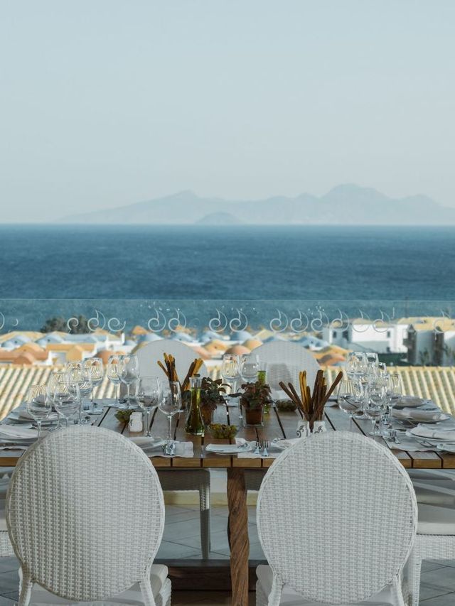 🌟✈️ Kos Calling: Unwind at Mitsis Selection Blue Domes! 🏖️🍹