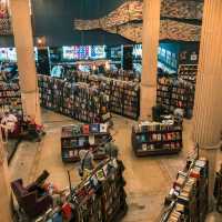 The Last Bookstore in Downtown LA Feels Magical 🇺🇸