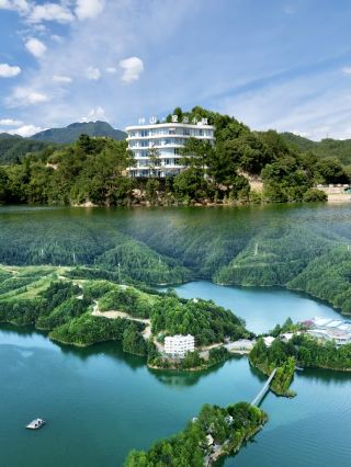 I thought Qiandao Lake was already beautiful enough until I came here