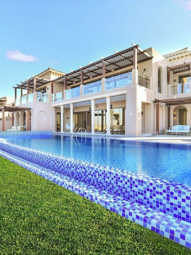 🌴✨ Bahrain's Beachfront Bliss: Royal Saray Resort 🏖️✨
