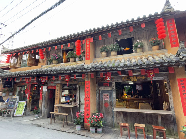 思茅老街戴家巷古建築群。