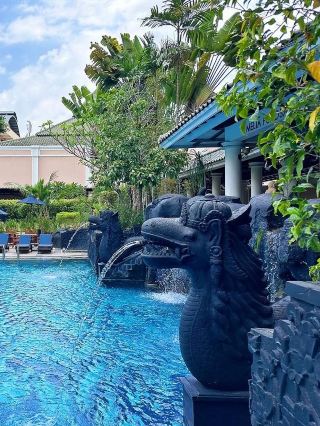 When you visit Yogyakarta, you must not miss the Javanese cuisine at the Melia Hotel's El Patio Restaurant.