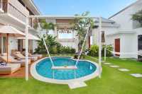長谷 | 夢幻住處 Aeera Villa Canggu   酒店：Aeera Villa 。