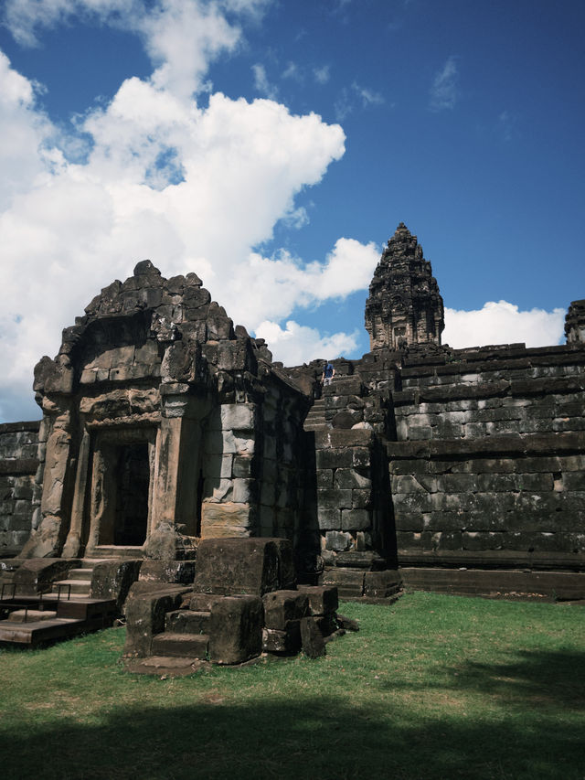 Discovering the Magic of Angkor Wat with a Seven-Day Pass