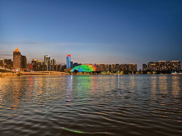 渾河夜景