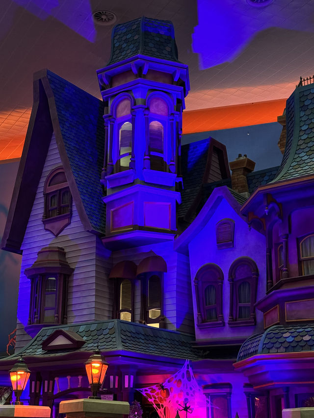 Warner Bros. Abu Dhabi: A Must-Visit Spot