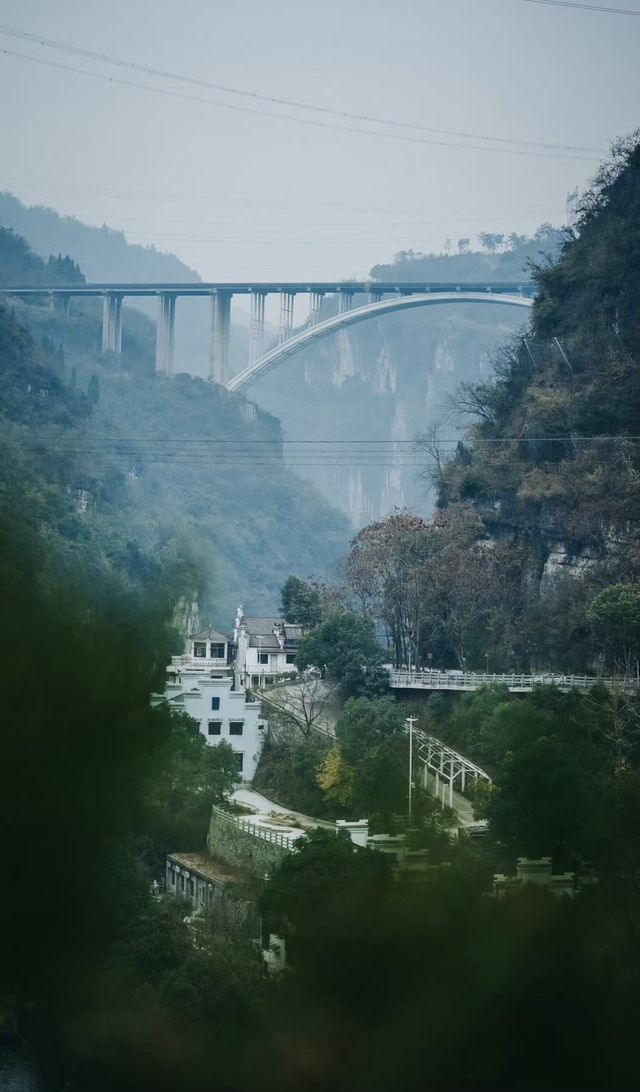 中國最美國道之一的G348起點在湖北宜昌