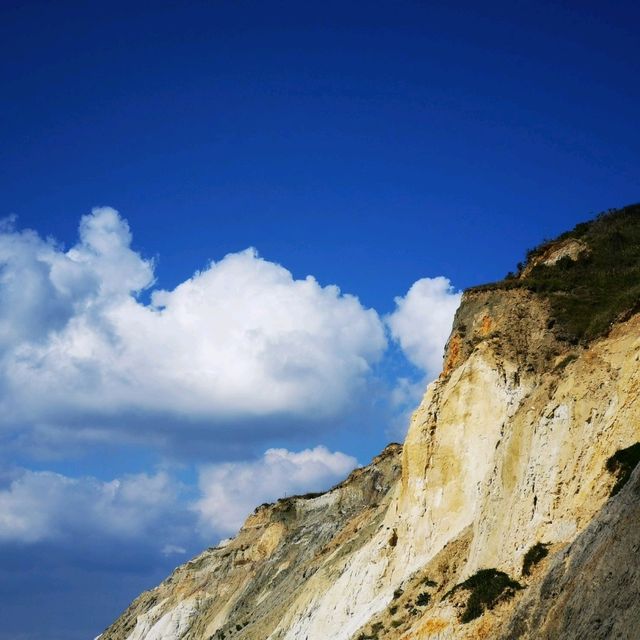 The Needles: A Journey Through Nature's Sculptures