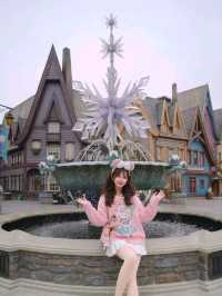 My Dream place is Hongkong Disneyland😍❤️
