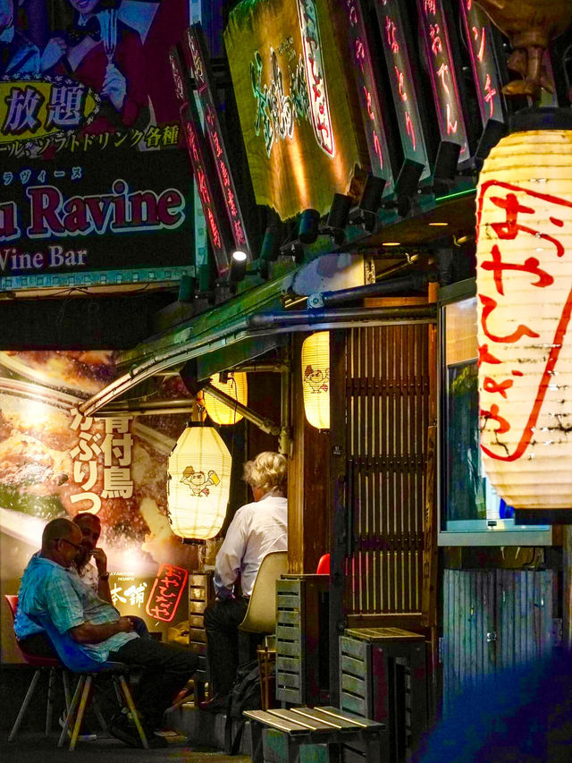 Tokyo Stroll: A Day of Kawaii, Neon, & Culinary Magic