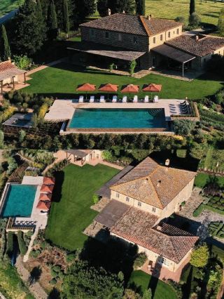 Tuscan Splendor | A Century-Old Manor Hotel! Enjoy the Italian Dolce Vita