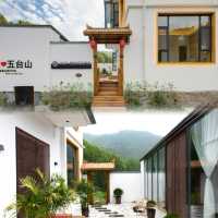 When visiting Mount Wutai, you can skip the travel guide and check into this homestay directly