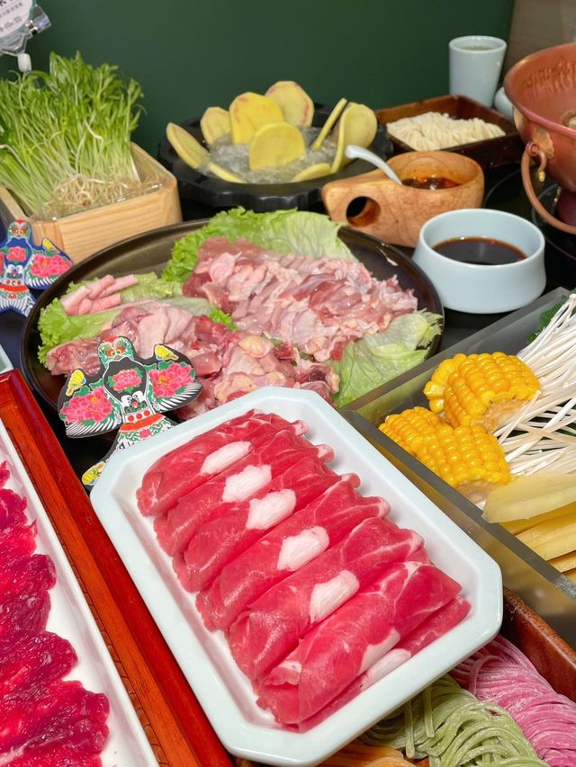 男朋友帶我來的 本地人認證涮肉天花板