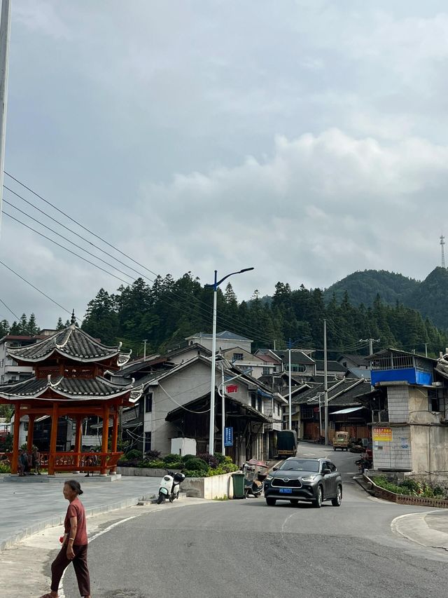 懷化周邊一日自駕遊，路過非常有特色的村落|