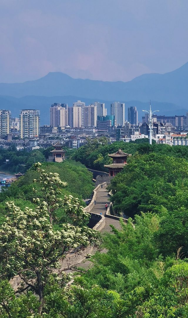 贛州遊記之宋城牆：穿越千年的詩意與煙火