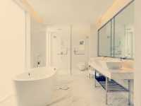 《亞龍灣畔的奢華邂逅——迎賓館入住體驗》  