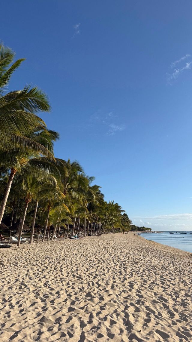 Exceptional Resort Experience at LUX Le Morne Exceptional Resort Experience at LUX Le Morne