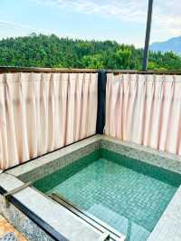 大灣區的隱秘小京都!這家東南亞風民宿美到犯規