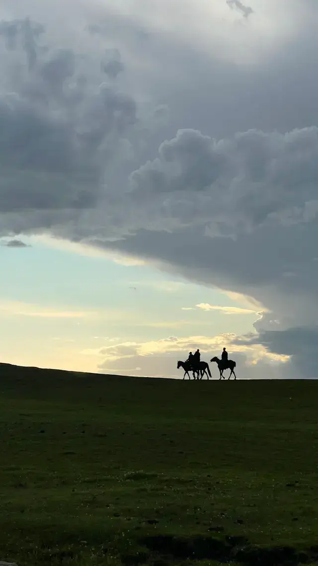 新疆伊犁8天暴走行程|自由行旅遊攻略 新疆伊犁8天暴走行程|自由行旅遊攻略
