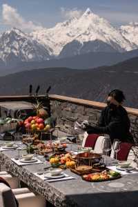 為了這扇窗，我願再來一次梅里雪山！