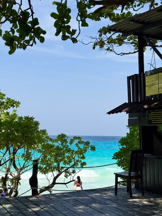 今日份斯米蘭島的超絕好天氣! 今日份斯米蘭島的超絕好天氣!