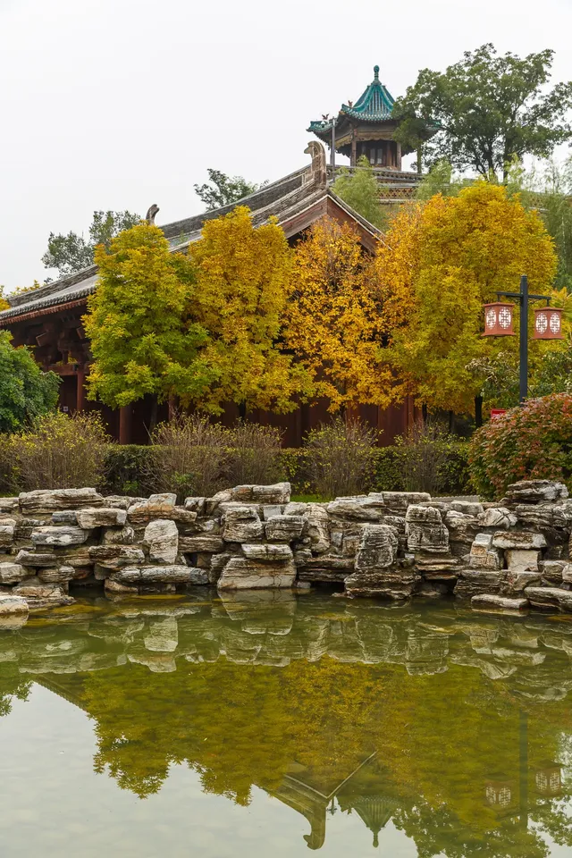 忻州秀容書院｜閱青瓦長卷，得半日秋閒