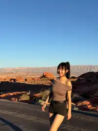 𝒱𝒶𝓁𝓁ℯ𝓎ℴ𝒻ℱ𝒾𝓇ℯ拉斯維加斯半日遊