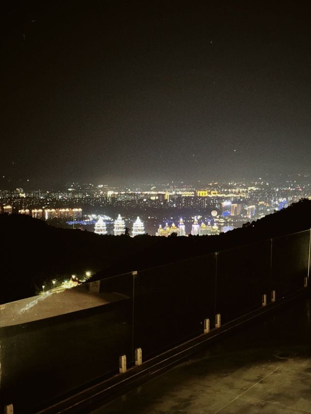 版納山頂餐廳|美食美景都是給生活最佳的慰藉 版納山頂餐廳|美食美景都是給生活最佳的慰藉