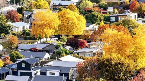 Autumn in the Southern Hemisphere｜Arrowtown, New Zealand — traveler post in Arrowtown
